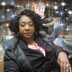 Meet your Posher, Sandra